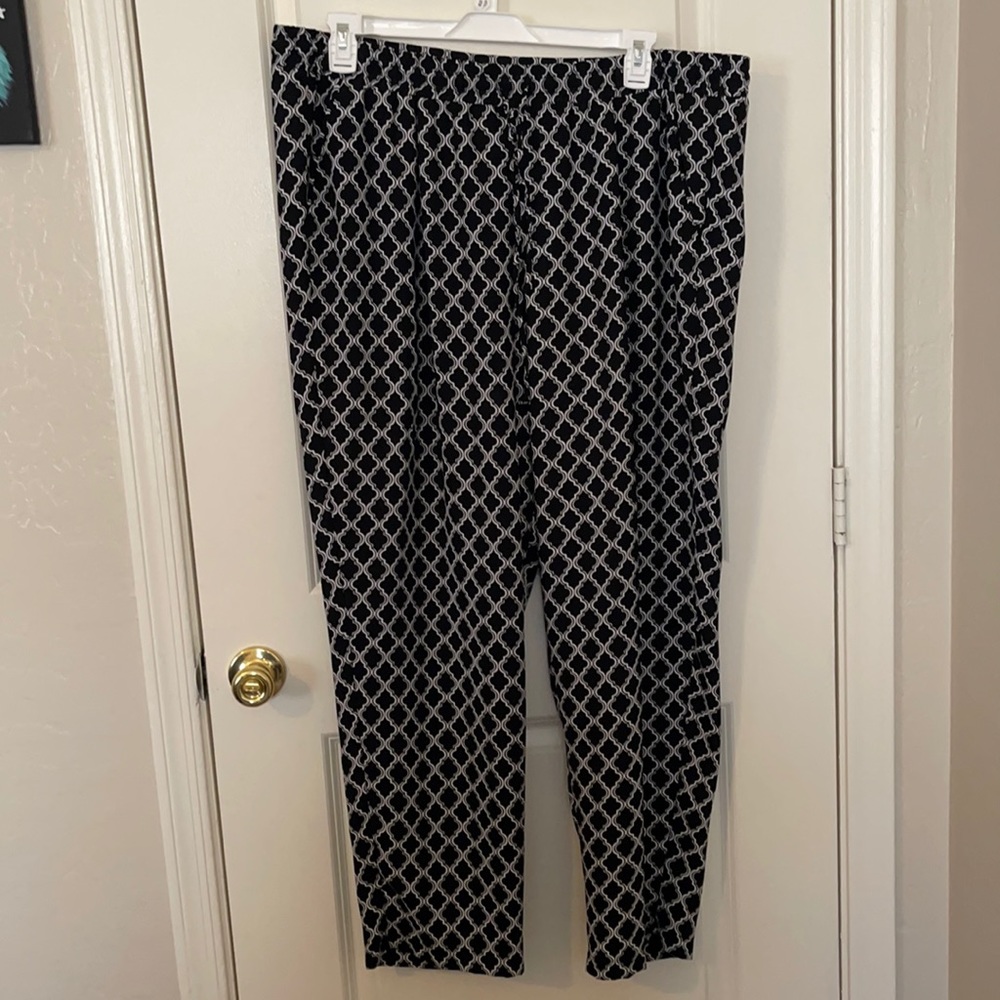 Cute pattern lightweight pants